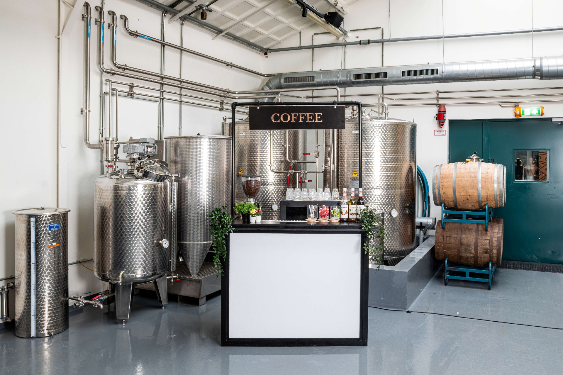 The Distillery Room - coffee bar