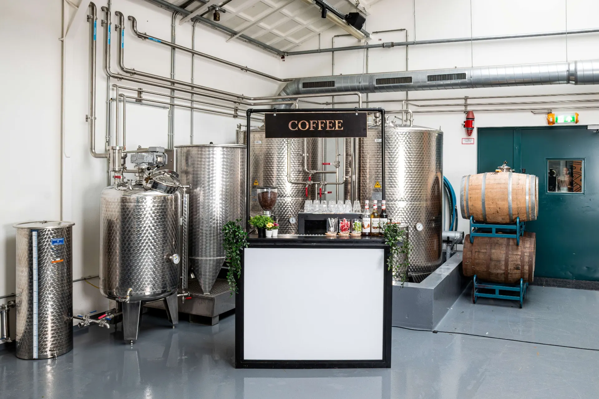 The Distillery Room - coffee bar