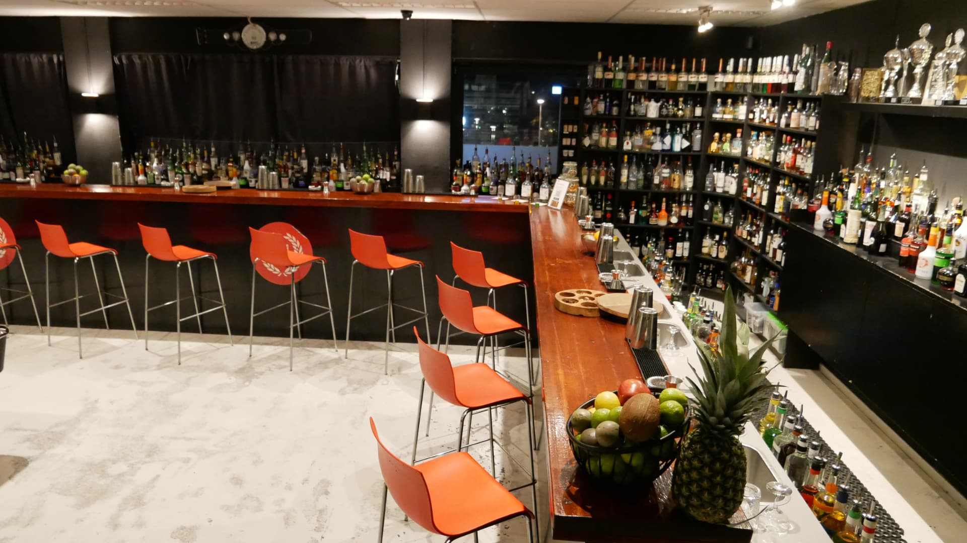 EBS - bar